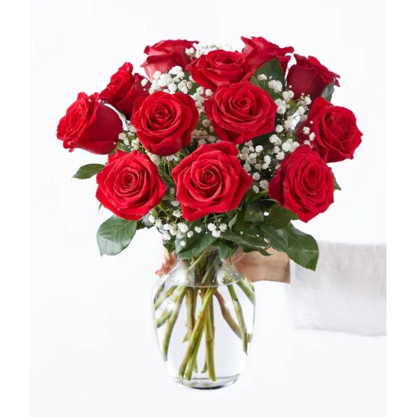 Vazoda 11 kırmızı gül
