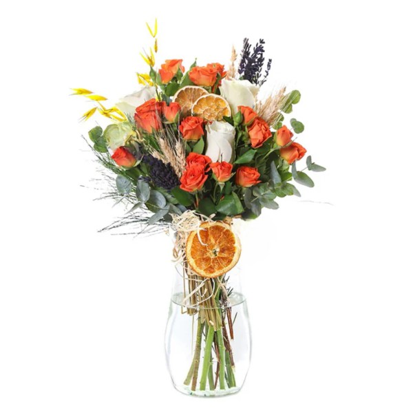 Vazoda Turuncu ve Beyaz Güller