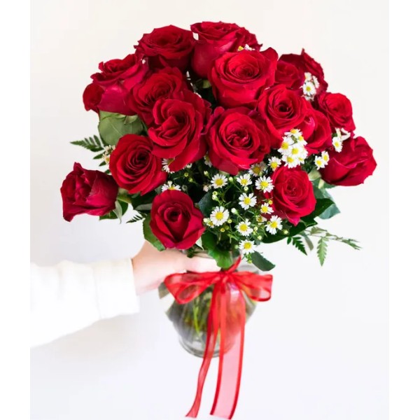 Vazoda 11 Kırmızı Gül ve Mini Papatyalar